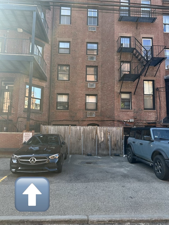 281 Beacon, Boston, Massachusetts 02116