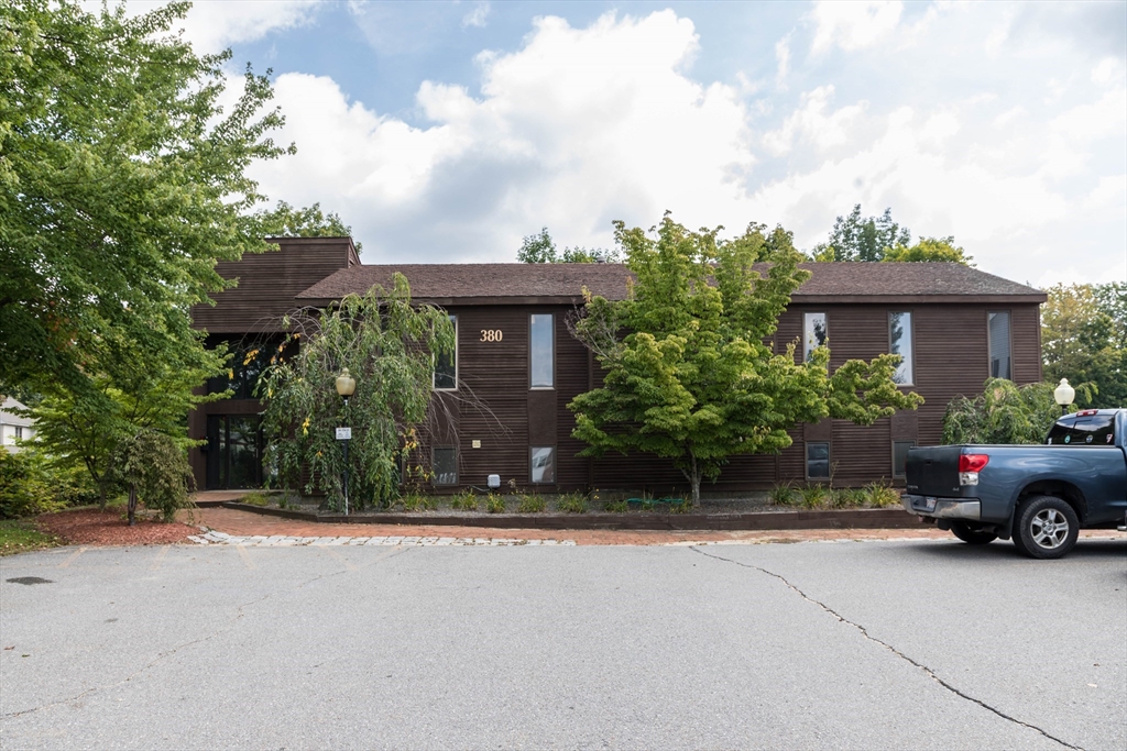 380 Elm Street, Gardner, Massachusetts 01440