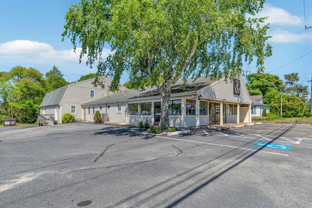 28 Main St, Dennis, Massachusetts 02639
