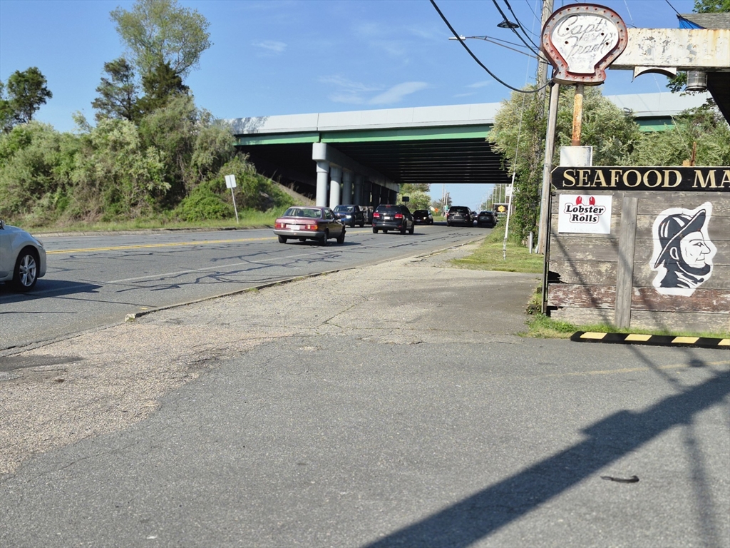 360 Hathaway Rd, New Bedford, Massachusetts 02740