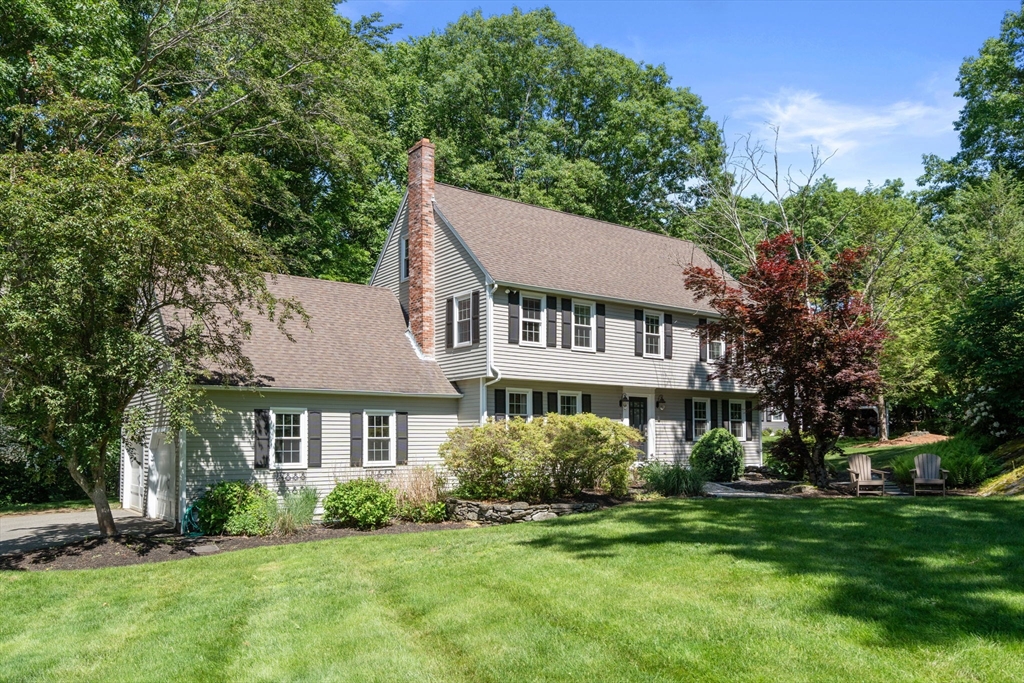 2 Garrison Ln, Southborough, Massachusetts 01772