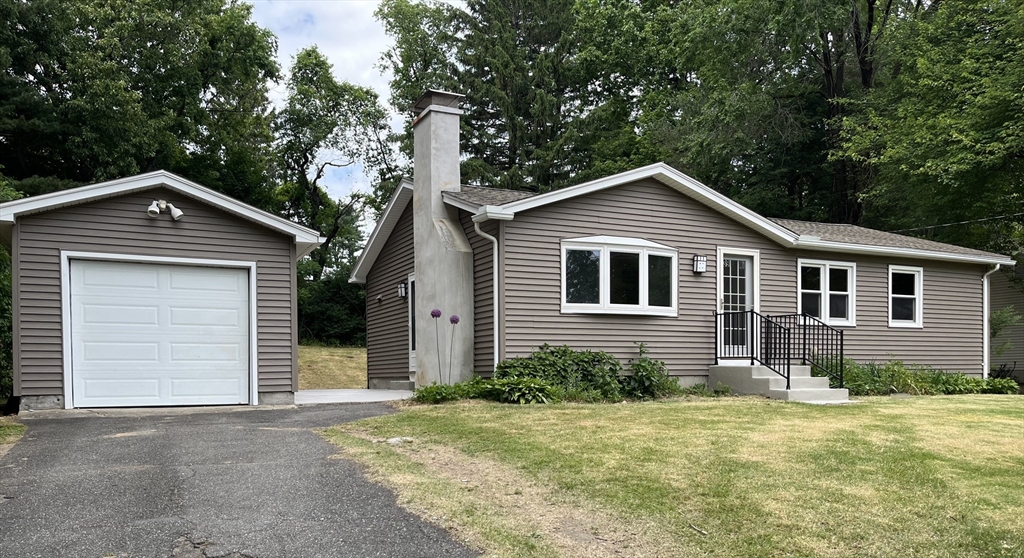 39 Jeffrey, Amherst, Massachusetts 01002
