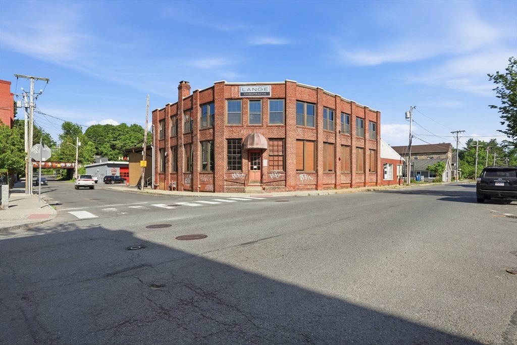 304 Pleasant St, Northampton, Massachusetts 01060