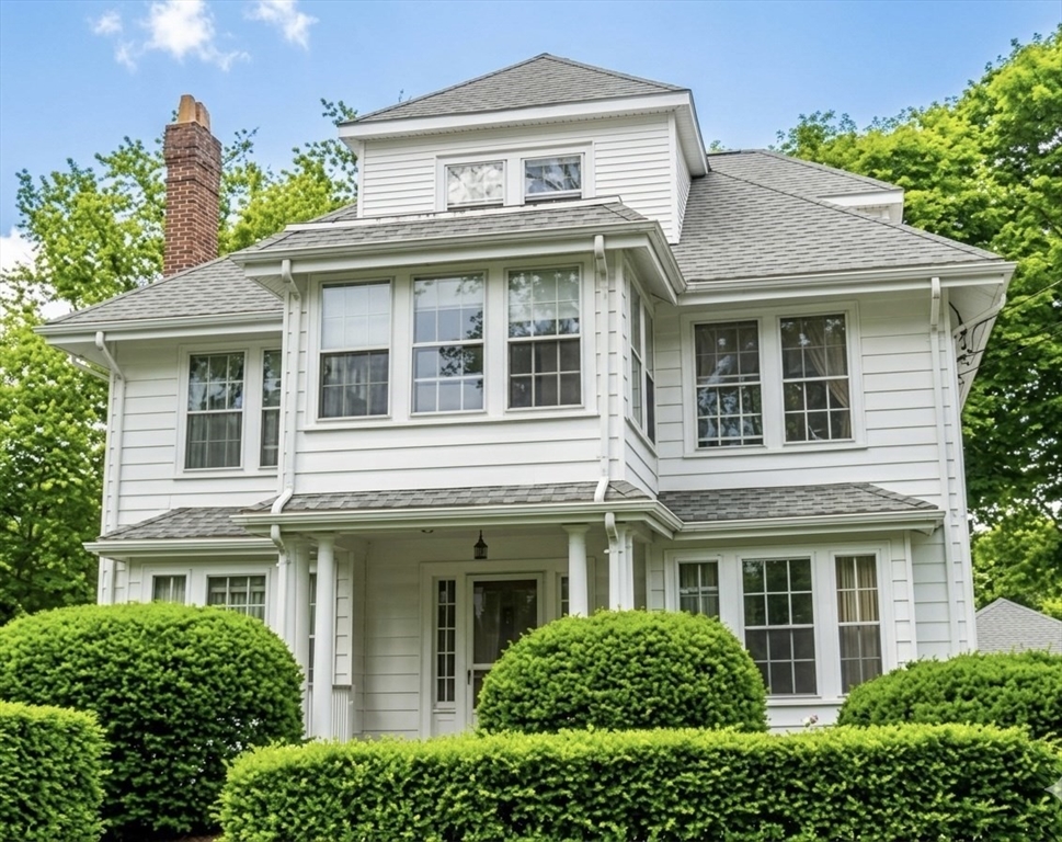 12 Hammondswood, Newton, Massachusetts 02467