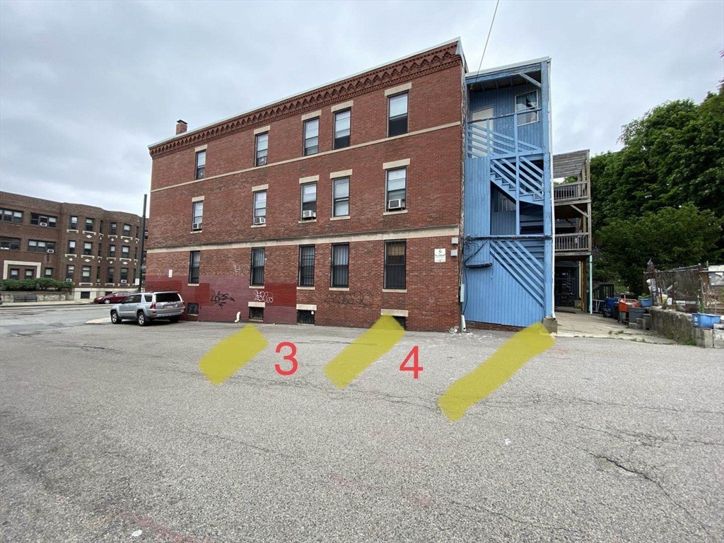 872 Huntington Ave, Boston, Massachusetts 02115