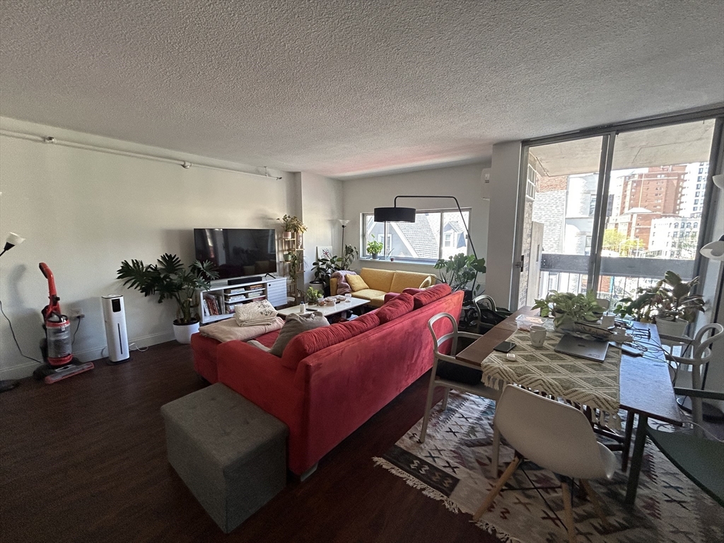 872 Massachusetts Ave, Cambridge, Massachusetts 02139