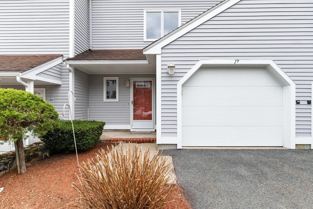 17 Lions Lane, Salem, Massachusetts 01970