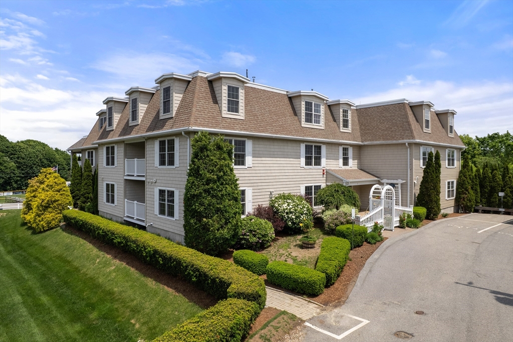 3 Pirmi Lane, Gloucester, Massachusetts 01930