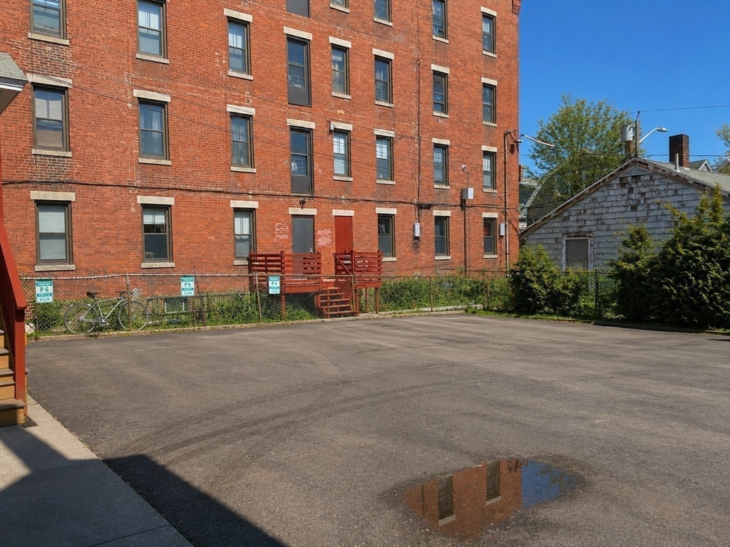 19 Palmer St, Salem, Massachusetts 01970