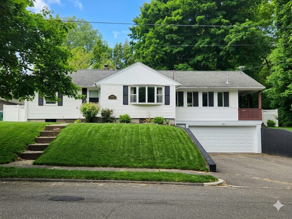 75 Clematis Rd, Agawam, Massachusetts 01001