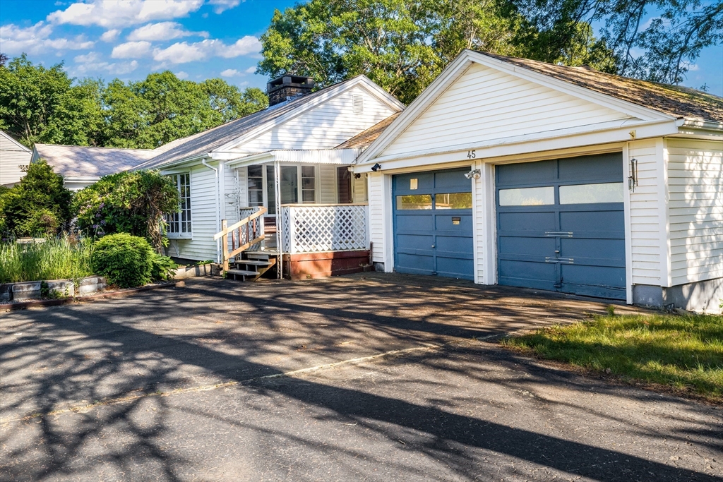 45 Indian Hill Rd, Worcester, Massachusetts 01606