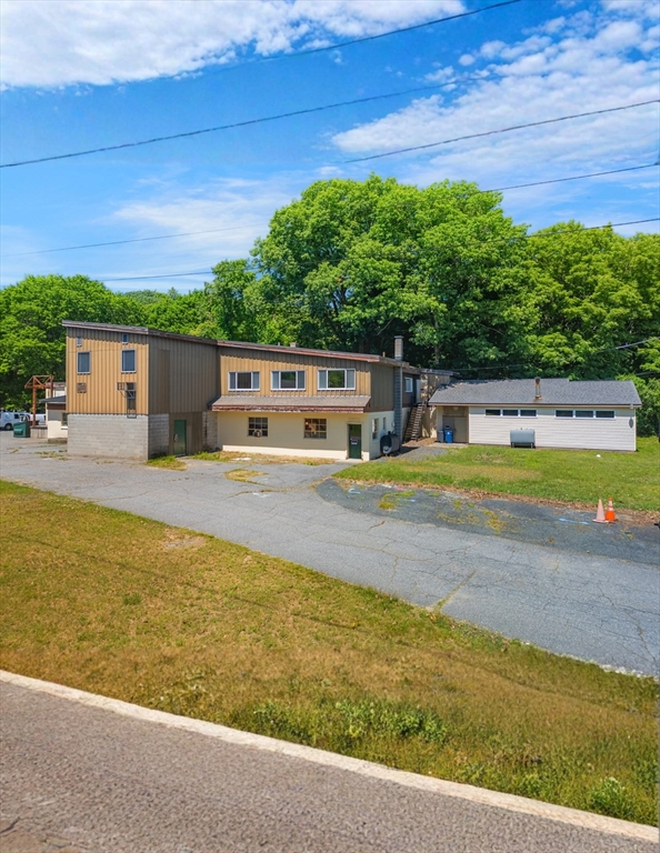 148 Marlboro Rd, Southborough, Massachusetts 01772
