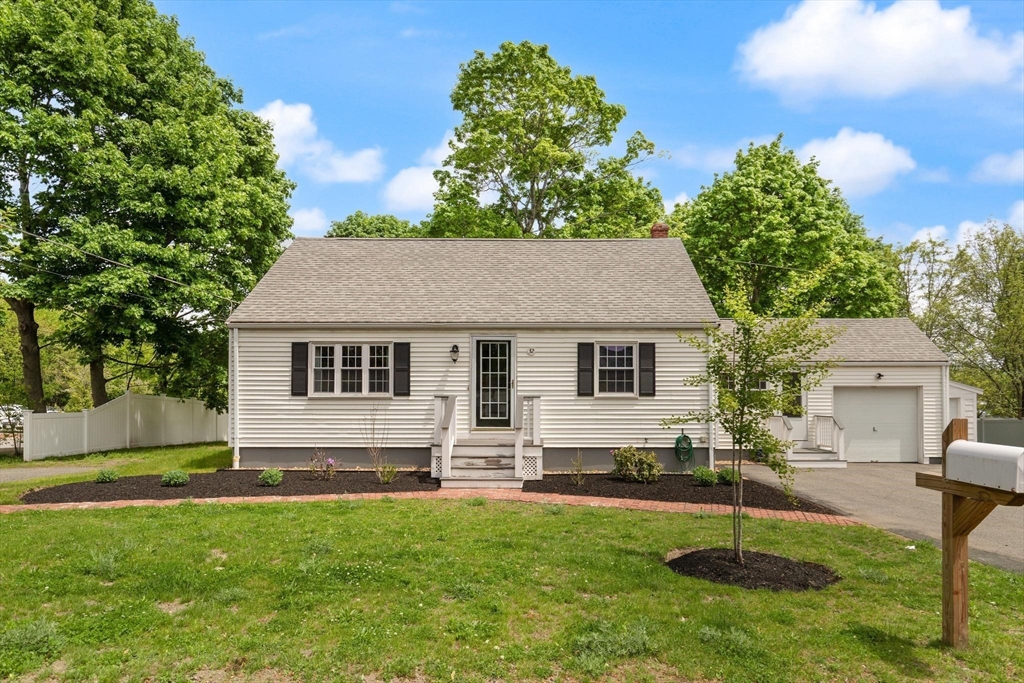 32 Prince St, Danvers, Massachusetts 01923