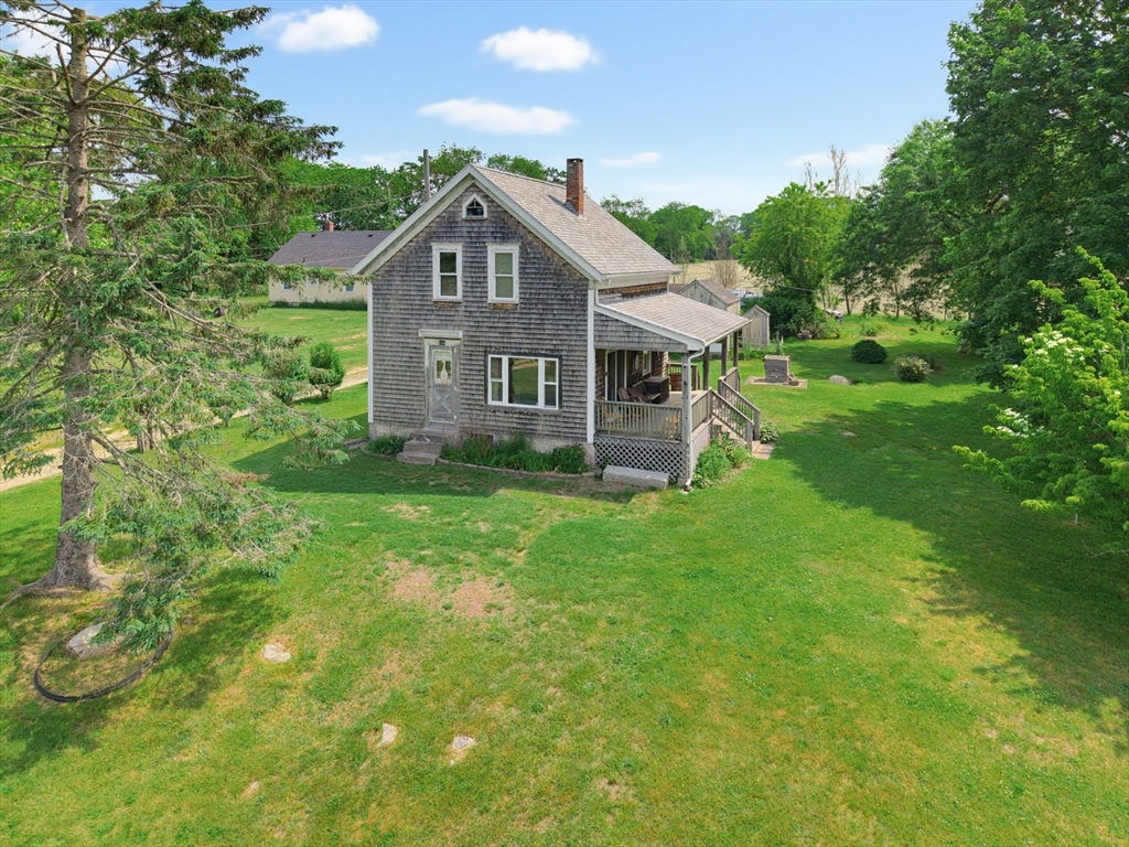 144 Horseneck Rd, Westport, Massachusetts 02790