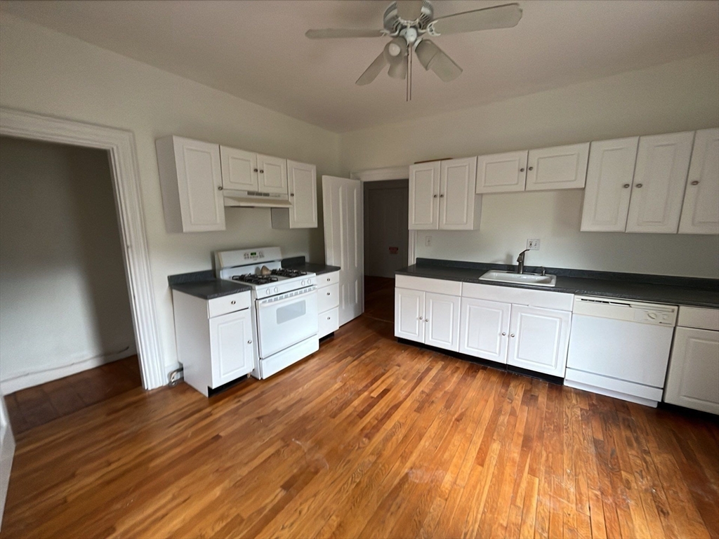 200 Church St, Newton, Massachusetts 02458