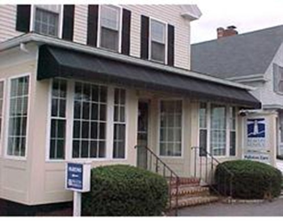 8 Samoset St, Plymouth, Massachusetts 02360
