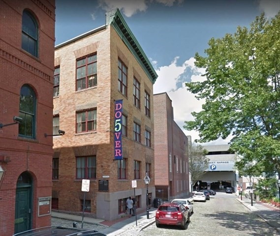 5 Dover St, New Bedford, Massachusetts 02740