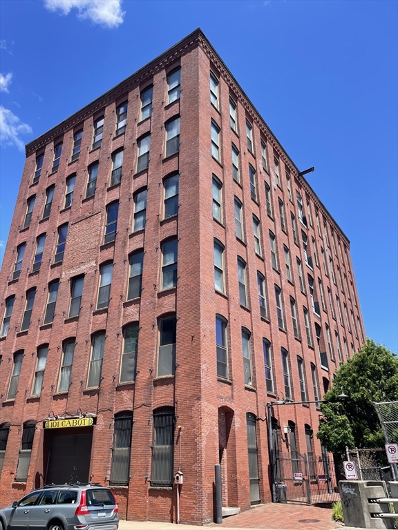 101 Cabot Street, Holyoke, Massachusetts 01040