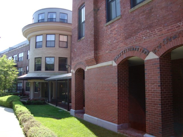 110 Cypress St, Brookline, Massachusetts 02445