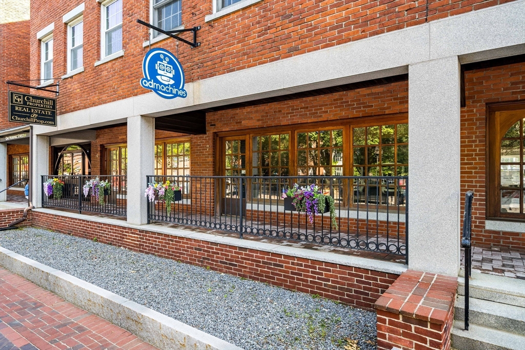 1 Merrimac St, Newburyport, Massachusetts 01950