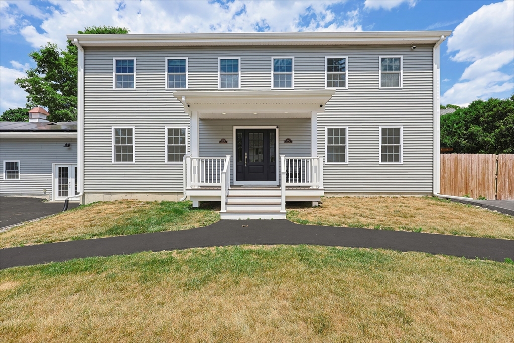 39 Johnston Avenue, Northbridge, Massachusetts 01588