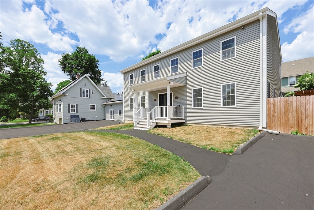 39 Johnston Avenue, Northbridge, Massachusetts 01588