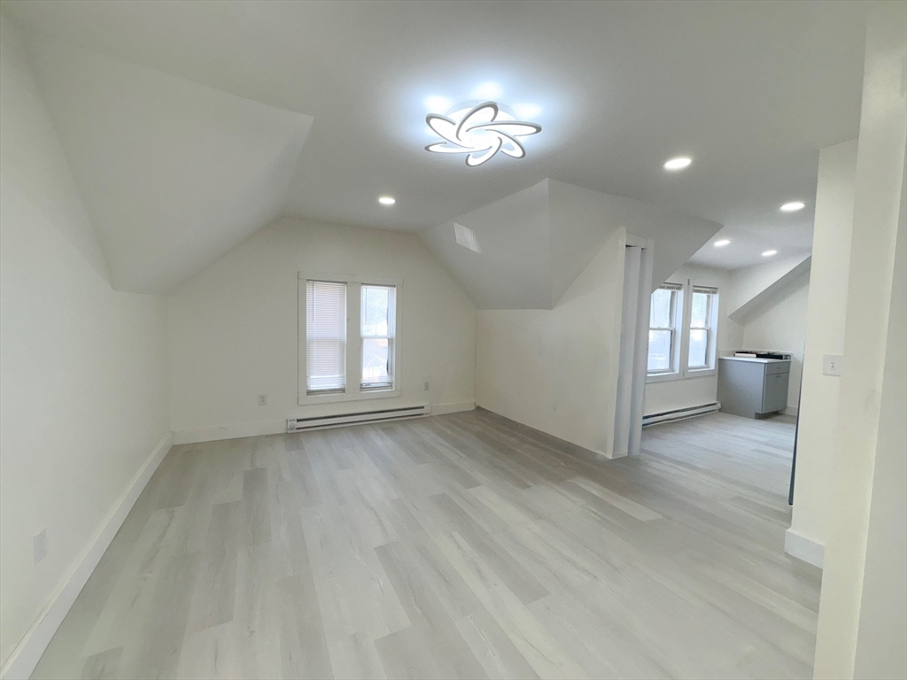 930 S Franklin St, Holbrook, Massachusetts 02343