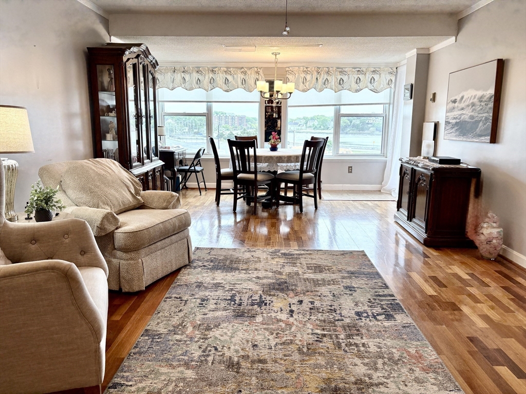 9 Park Ave, Hull, Massachusetts 02045