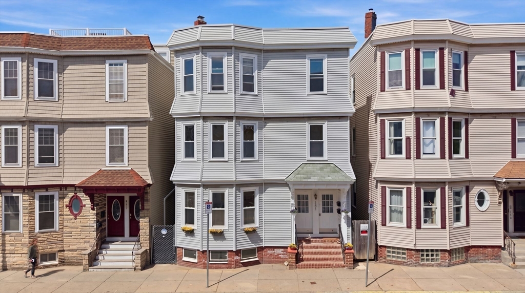 151 L Street, Boston, Massachusetts 02127