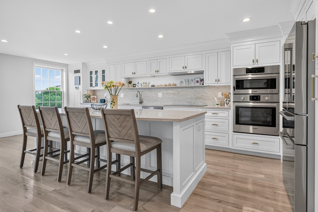 54 Commonwealth Ave, Boston, Massachusetts 02116