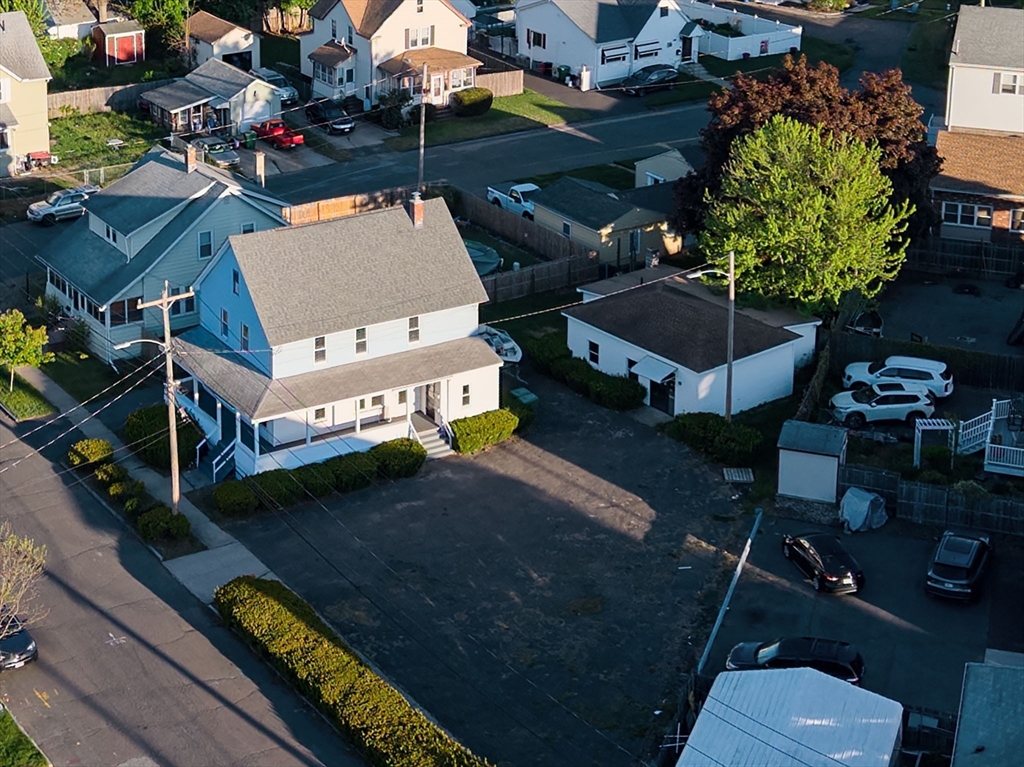 30 Dickinson Street, Chicopee, Massachusetts 01020