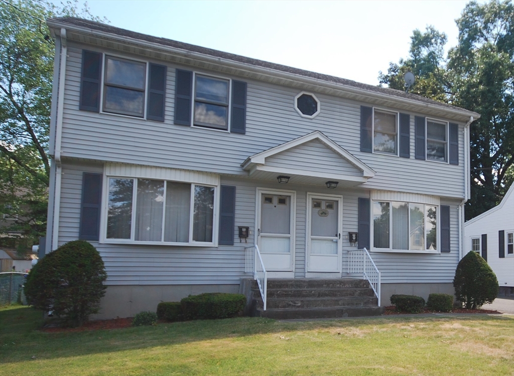 44-46 Middle St, Springfield, Massachusetts 01104