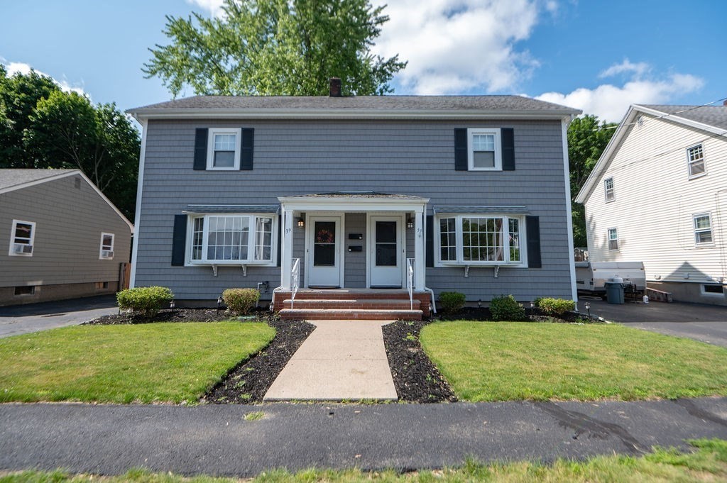 37 Longview Way, Peabody, Massachusetts 01960