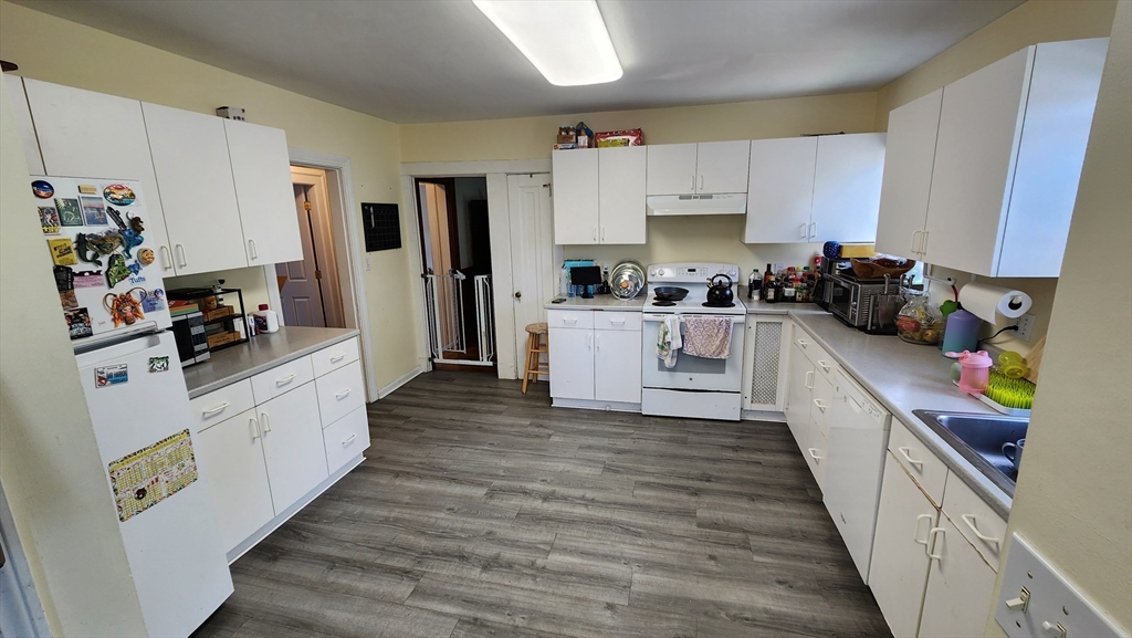 24 Alewife Brook Pkwy, Cambridge, Massachusetts 02140