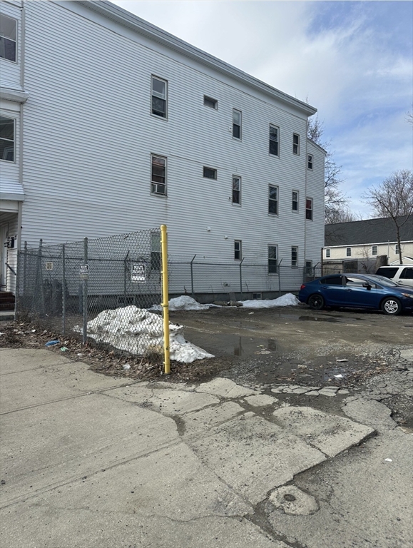 267-269 Water St, Lawrence, Massachusetts 01841