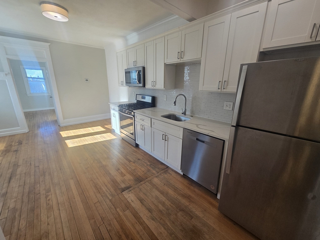 4 Gardner St, Boston, Massachusetts 02134