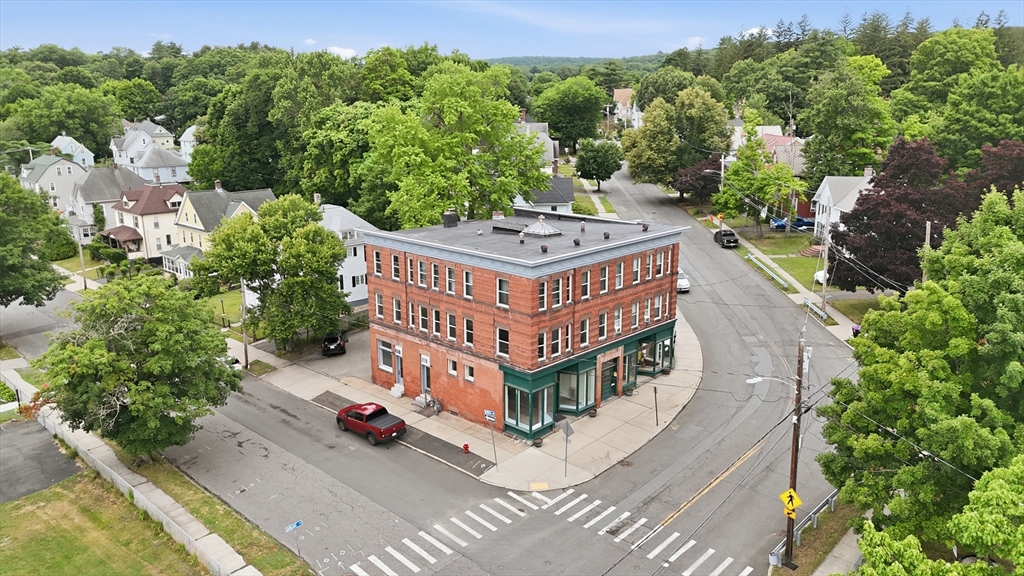 226-230 Sargeant St, Holyoke, Massachusetts 01040