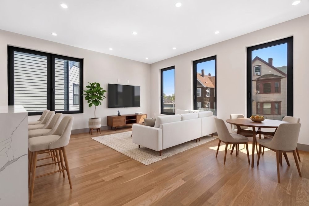 32 Mckone Street, Boston, Massachusetts 02122