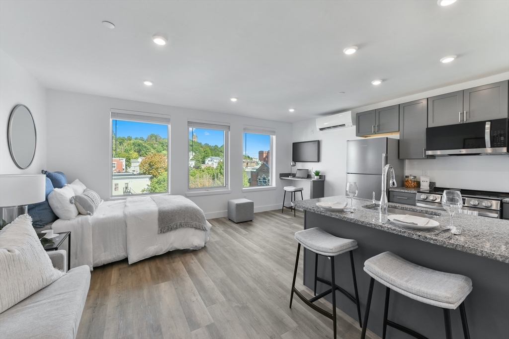 585 Essex Street, Lynn, Massachusetts 01902