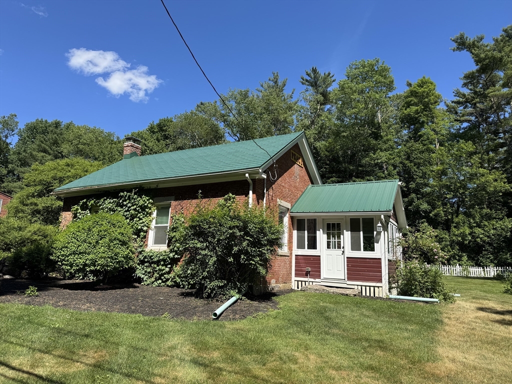 183 West Sturbridge Rd, East Brookfield, Massachusetts 01515