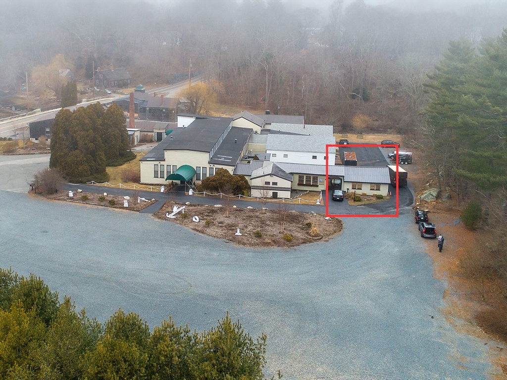 42 Elm, Kingston, Massachusetts 02364
