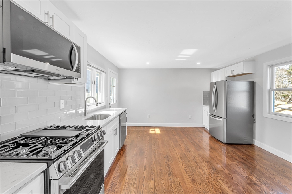 419 Poplar St, Boston, Massachusetts 02131