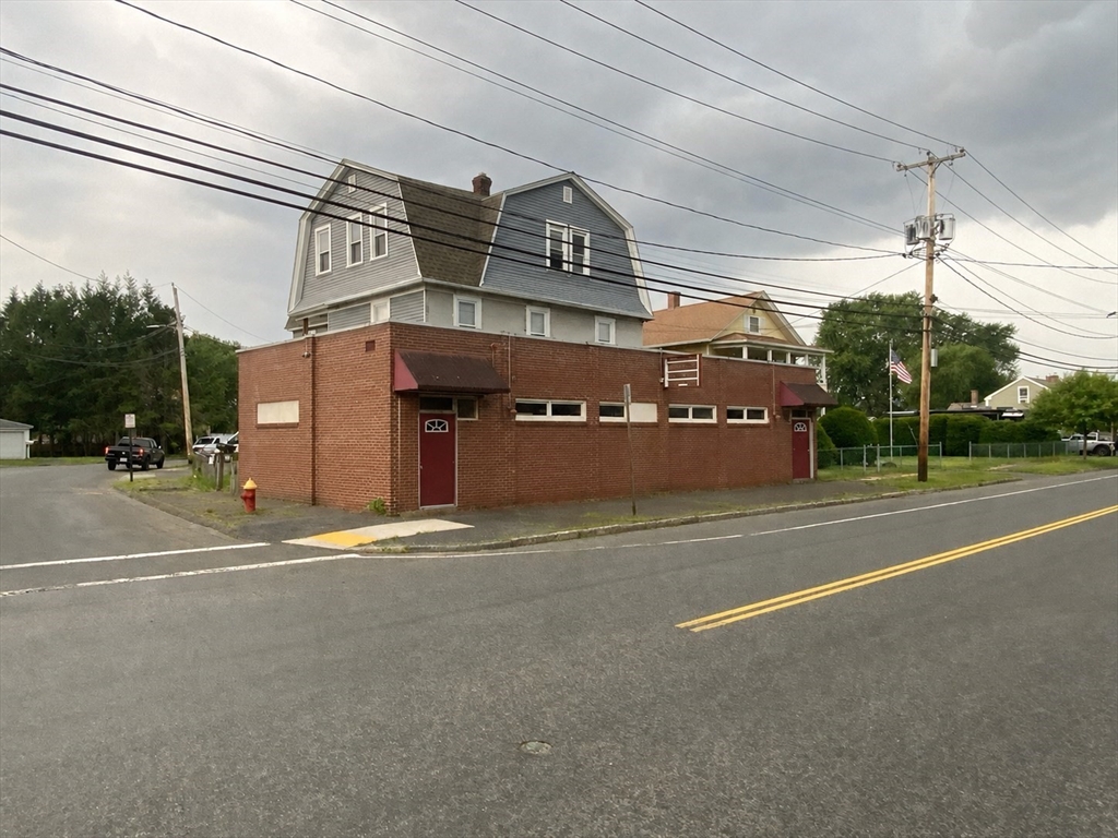 182 Chicopee St, Chicopee, Massachusetts 01013