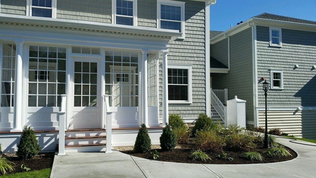 137 Court, Plymouth, Massachusetts 02360