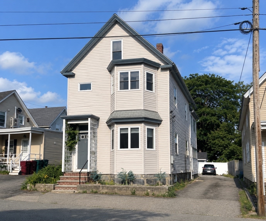 10 Payton St, Lowell, Massachusetts 01852