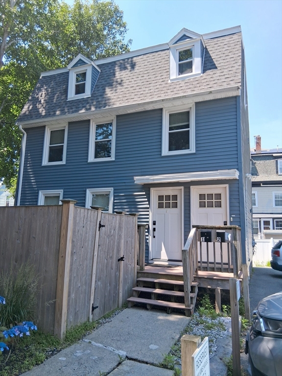 46 1/2 Essex St, Salem, Massachusetts 01970