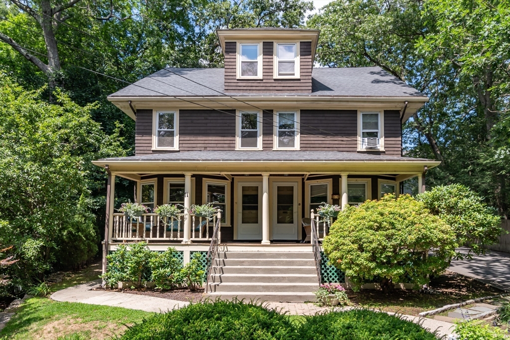 71 Curve, Wellesley, Massachusetts 02482