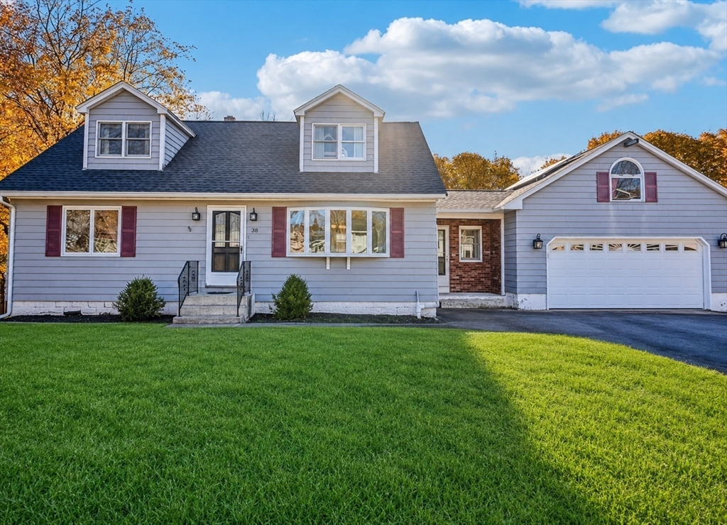 38 Raven Rd, Dracut, Massachusetts 01826