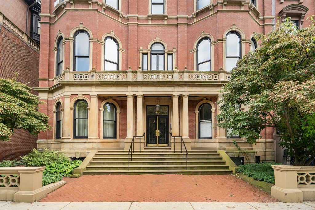 40 Commonwealth Ave, Boston, Massachusetts 02116
