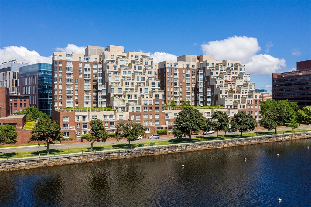 75-83 Cambridge Parkway, Cambridge, Massachusetts 02142